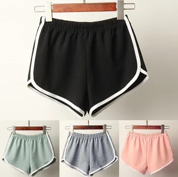 ספורט נשים מכנסיים קצרים בקיץ 2023 ממתק חדש צבע אנטי רוקן סקיני מכנסיים קצרים מזדמנים גברת אלסטי המותניים החוף Correndo במכנסיים קצרים.