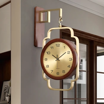שעון קיר סיני חדש מעץ מלא דו צדדי שעון קיר דו-צדדית שעונים בסלון הבית השתקת שעון קיר קוורץ שעון